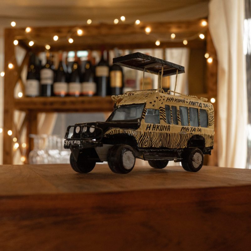 Enduata_toy_jeep